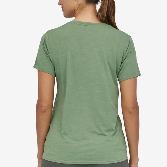 Patagonia Capilene Cool Daily Stretch Performance Tshirt Light Green Size Small - Picture 3 of 12